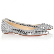 Balerini Christian Louboutin Pigalle cu crampoane, argintii Balerini Christian Louboutin Pigalle cu crampoane, argintii