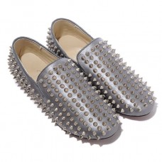 Mocasini Christian Louboutin Rollerboy cu crampoane argintii, gri Mocasini Christian Louboutin Rollerboy cu crampoane argintii, gri